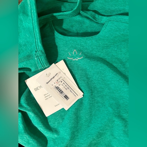 *NWT* Beyond Yoga Spacedye MATERNITY Tank - Picture 5 of 7